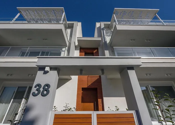 Victoria Residence