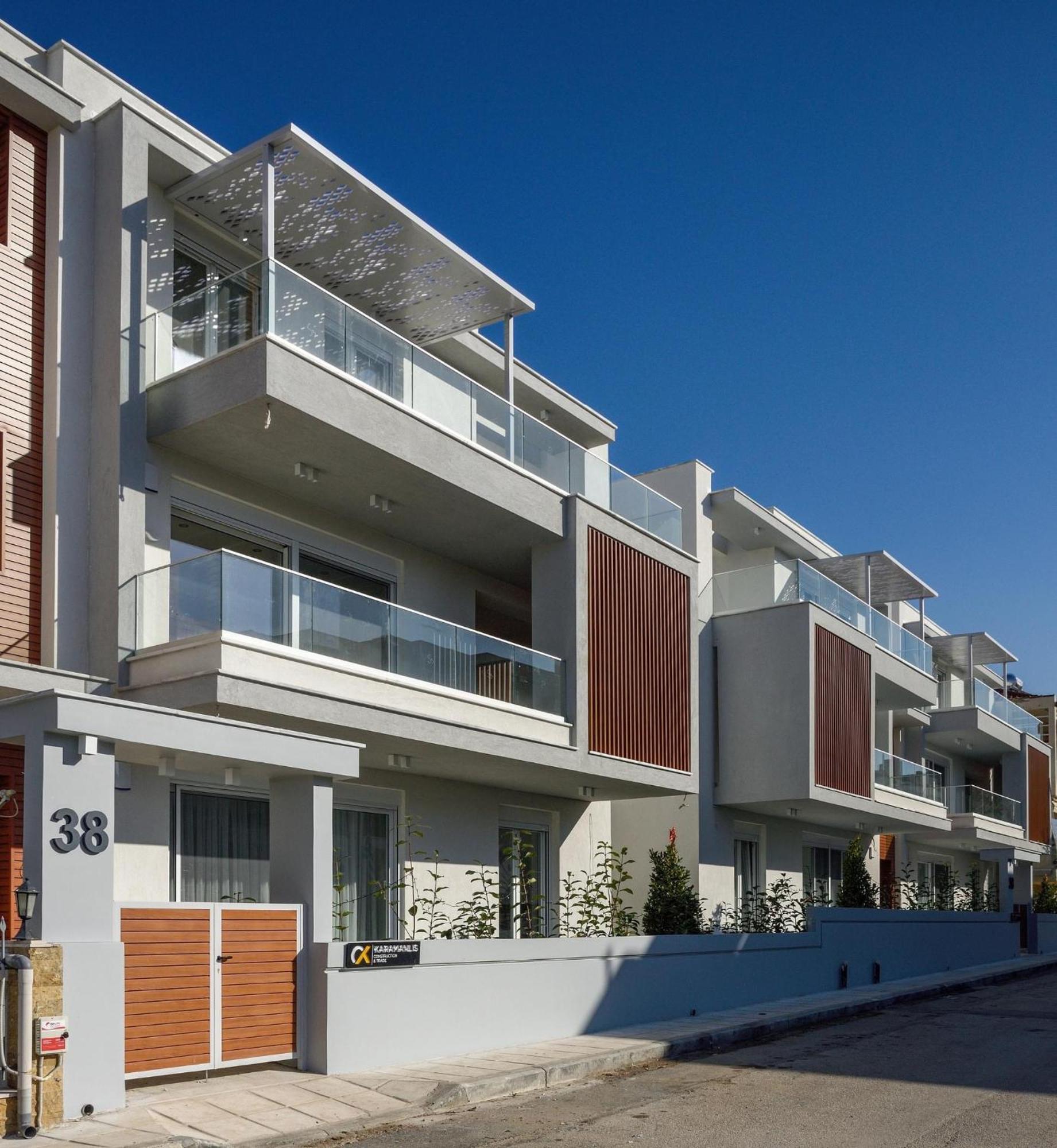 Victoria Apartment *