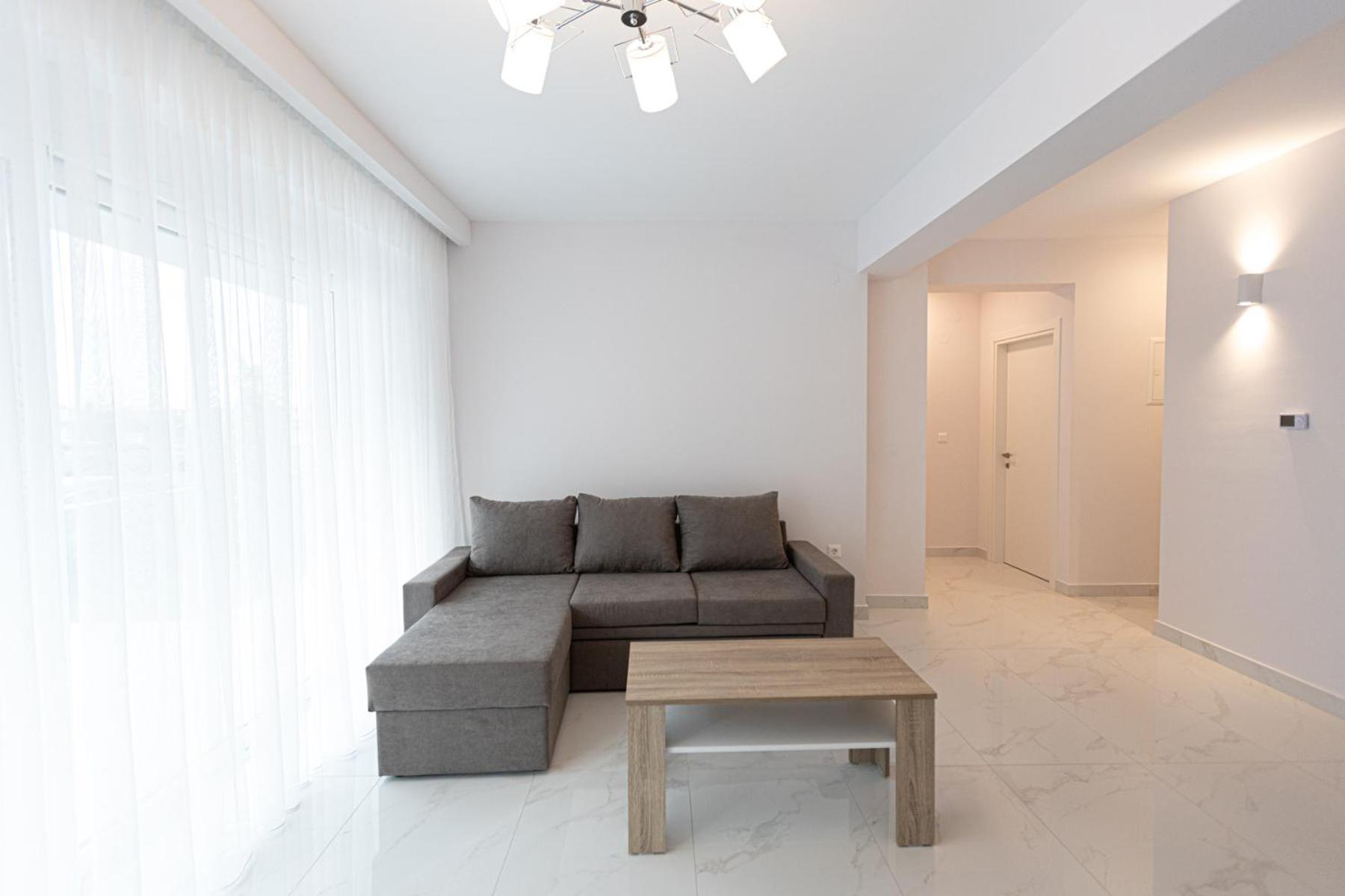 Victoria Apartment *